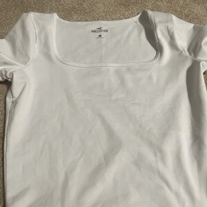 hollister co. white square neck top. not been worn, no tags